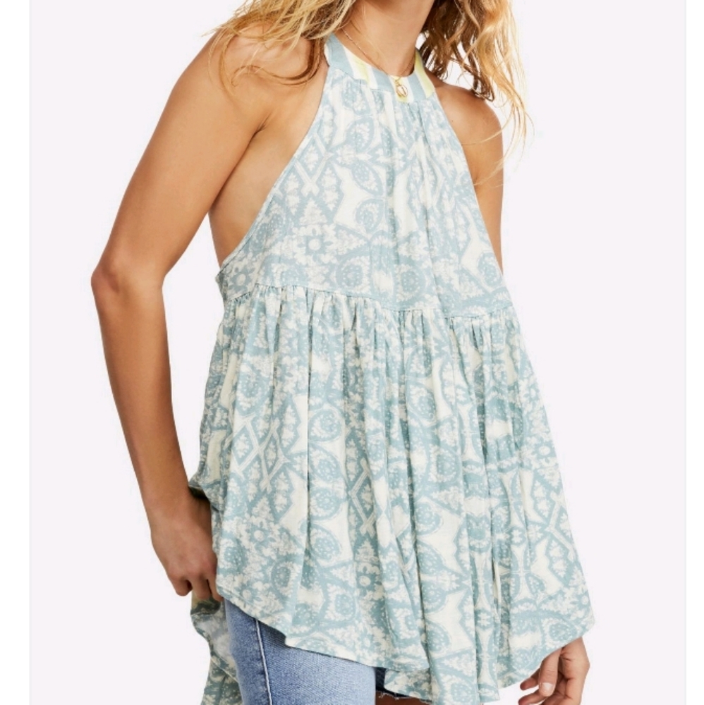 NWT! FREE PEOPLE pleated blue halter top‎ Medium
